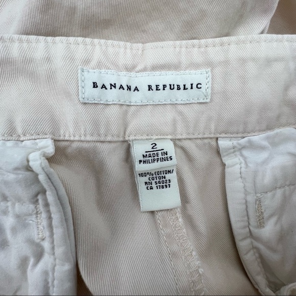 Banana Republic Tan Khaki Shorts Size 2 Women's - Picture 2 of 4